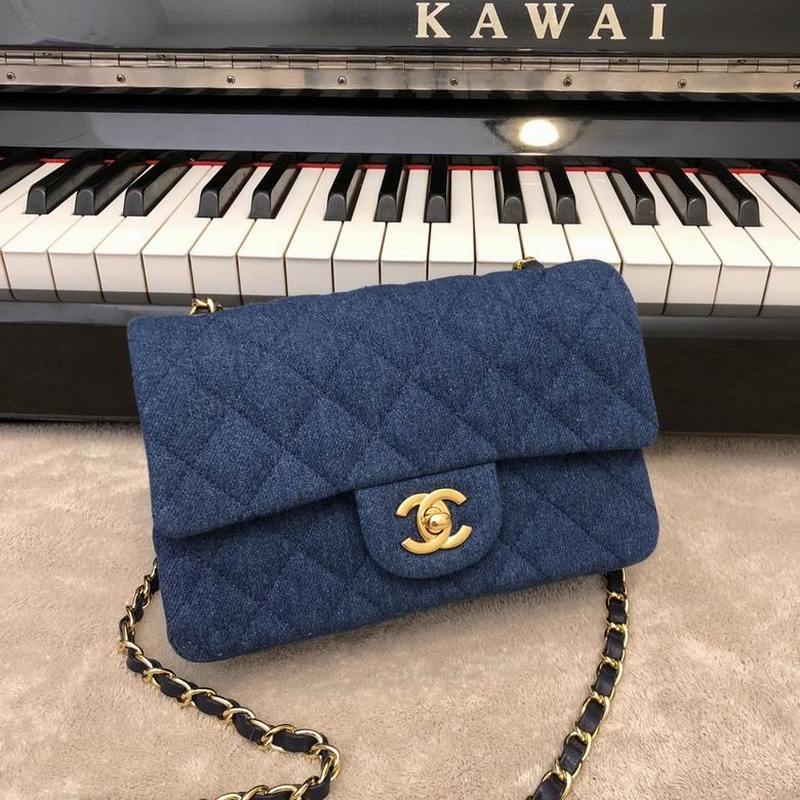 Chanel Handbags 450